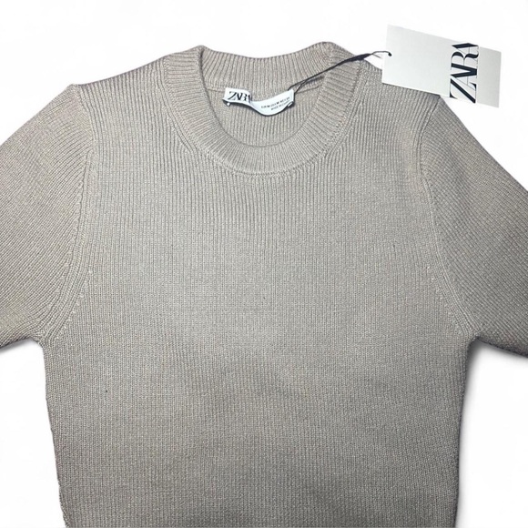 Zara Ribbed Knit Top - Picture 4 of 7